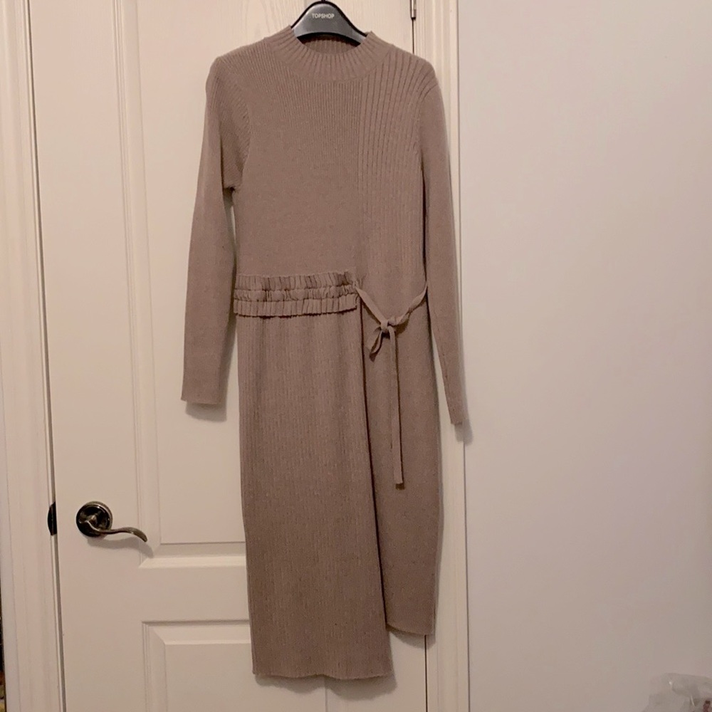 Vintage sweater dress in sz small